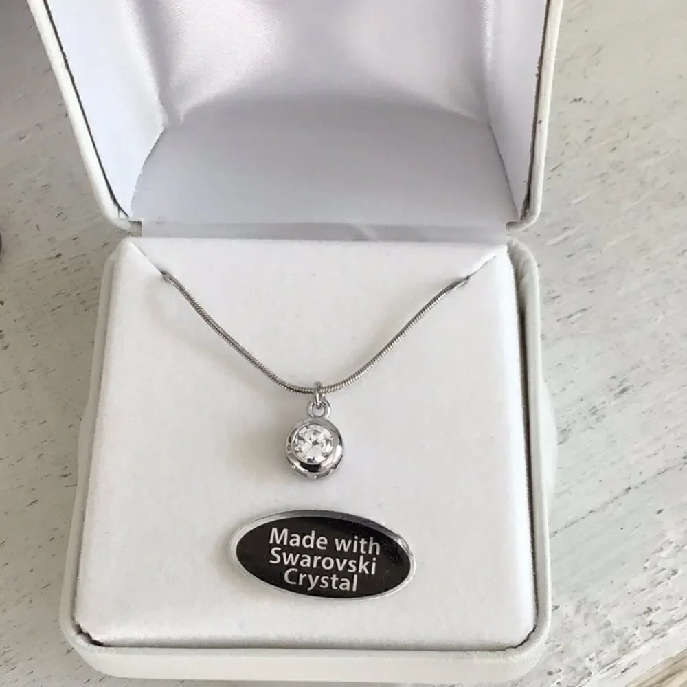 Swarovski Crystal Caged Circle Silver Pendant Necklace - Picture 3 of 6